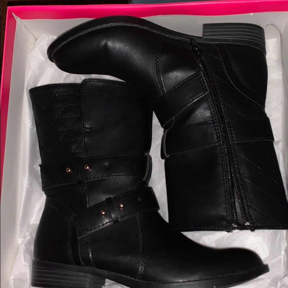 Black zipper boots - Picture 1 of 3